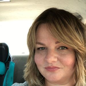 Meet your Posher, Jenny